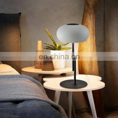 HUAYI Premium Quality Living Room Office Movable Iron Aluminum LED Table Lamp