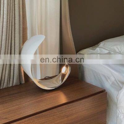 Italian Moon Desk Lamp Simple Living Room Study Bedroom Adornment Crescent Touch Small Table Light