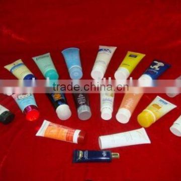 Plastic packaging tube