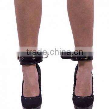 NEW 2015 BLACK BONDAGE ANKLE CUFF WITH PADDED SOFT LEATHER MATERIAL