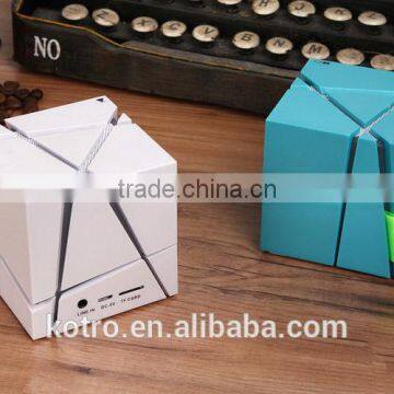 Unique Promotional Gift Qnoe AUX 2 Bass Speaker TF Card FM Radio MIC Handsfree LED Speaker 3W Square LED Bluetooth Speaker photo-6