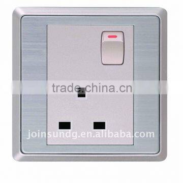 3-feet square wall switched socket LI11C3F