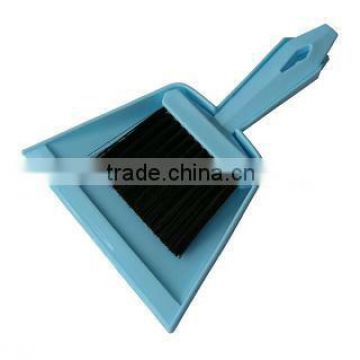 Competitive Bule Plastic Dustpan With Brush