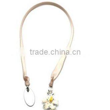 Custom Metal Flower Shaped Bookmarks With Ribbon, Made of Alloy and Crystal