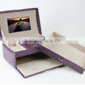 kindly and funky video gift jewelry box