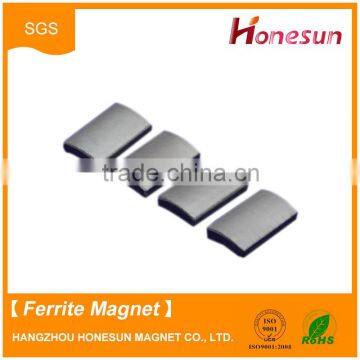 Manufacturers custom arc segment ferrite magnets block