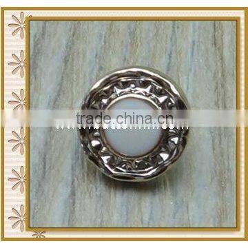 factory wholesale metal rhinestone skull button