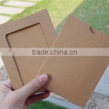 Eco-friendly Paper Picture Photo Frames Hanging Over at the Rope With Wood Clamp photo-4