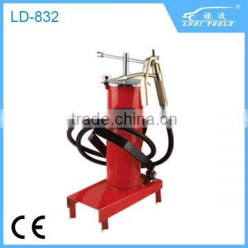 2014 professional high grade foot step 10L oil pump LD-832