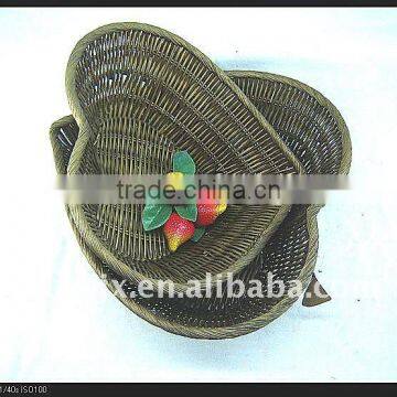 Heart shaped rattan weave storage shallow fruit basket set of two