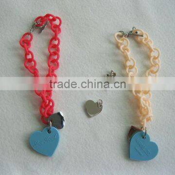 Silicone bracelet love keychain