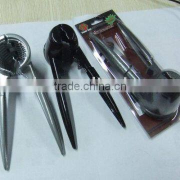 Multi-functional high quality manual metal nut cracker
