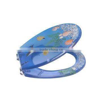 Polyresin decorative toilet seat with soft close