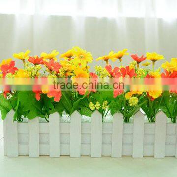 Lovely Decorative Artificial Silk Restaurant Table Daisy Flower With Fence Set photo-3