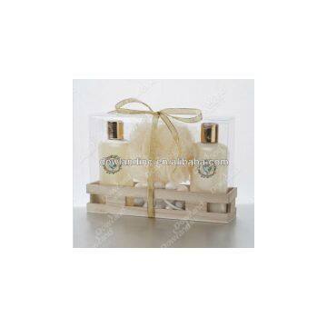 Bath Gift Set In Wooden Box Rural and Gardens