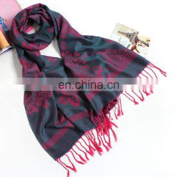Wholesale Cotton&Acrylic Blending Wizard Flowers Pattern Fanon Cape Cheap Pashmina Shawls photo-2