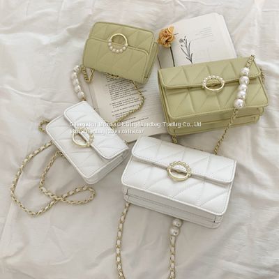 Crossbody bag female summer 2022 new trendy fashion rhombus chain bag small fragrance style one shoulder small square bag