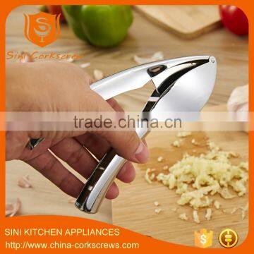Zinc Alloy Garlic Crusher Garlic Press photo-3