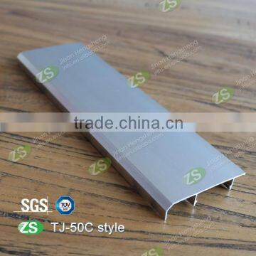 Al-alloy skirting board for wall edge protection