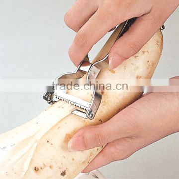 S/S 12.5*5.5 High quality cheap kitchen utensils stainless steel fruit&vegetable peeler