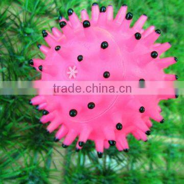 8.5cm pink spikey pig ball simple small squeaky dog toy