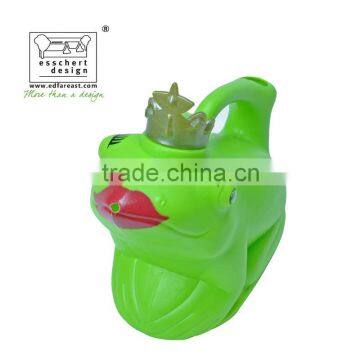 frog queen shape plastic kids watering can green with painted lip and eyelashes 1.6L