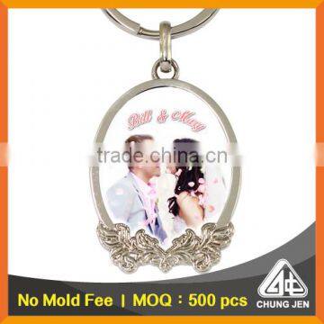 Customized shape plating metal cheeap giveaways couple love keychain