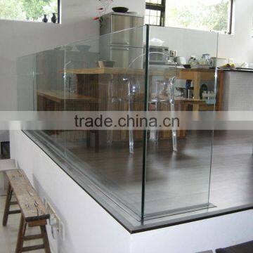 Toughened Glass Kitchen Partition YG-P054