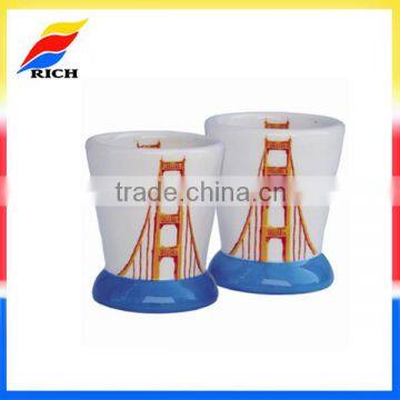 2016 hot selling custom ceramic shot glass souvenirs