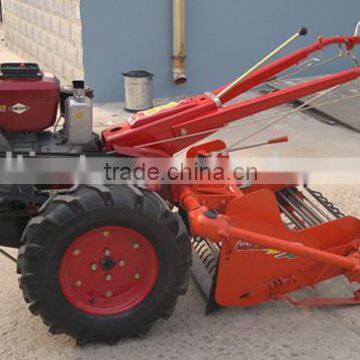 high efficient potato picker with 12hp engine