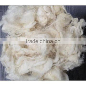 Hot sale fresh scoured wool making carpet yarn