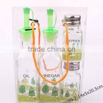 4pcs square oil bottle and spice jar set in a pvc box