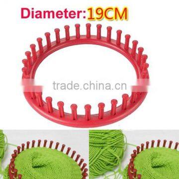 2015 Popular Plastic Round Hand Knitting Loom Set photo-4