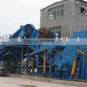 Horizontal scrap car shredding machine