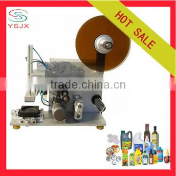 Semi automatic sticker labeling machine for bottles