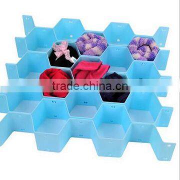 Cy272 Cute Pink Plastic Honeycomb Shape Cellular Sorting Grid Drawer Clothing Organizer Storage Box Container for Clothes