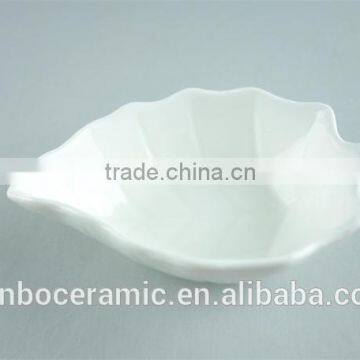 Beautiful Small White Porcelain Leaf-shaped Plate photo-4