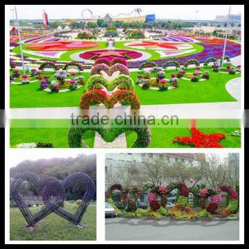 Dubai garden heart pot flower tower pot garden supplier