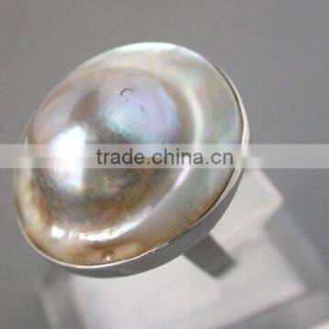 2014 Latest Fashion Mabe Pearl Rings With Sliver