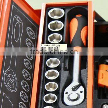 Tool Set With Metal Box photo-4