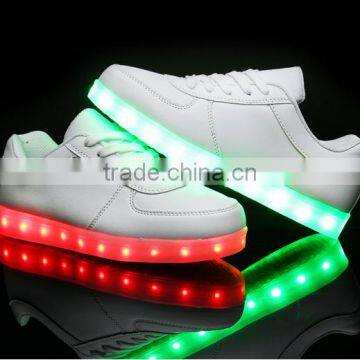 Adult Children Stock Price Cheap LED Light up Shoes photo-4