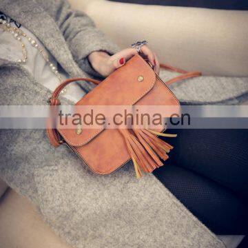 Yiwu Floor Price Fashion pu Leather Material Hand Lady Woman's Bag photo-3