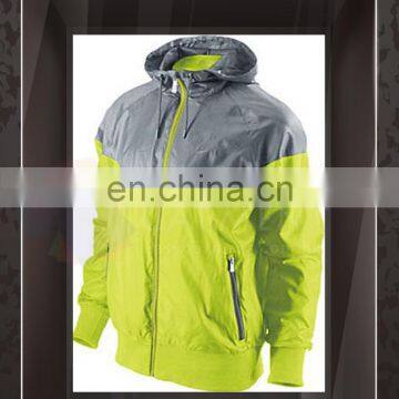 OEM Design Hot Sales Outdoor Waterproof Zip Contrast Color Logo Printing Men Winter Winbreaker