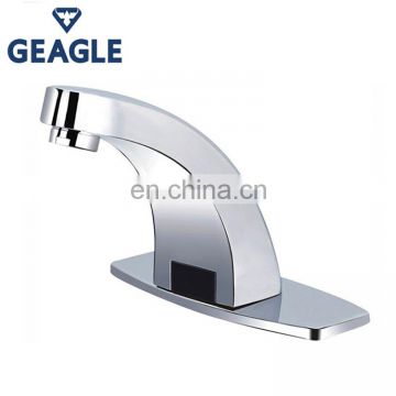 2018 Public Chrome Finished Bathroom Basin Faucet