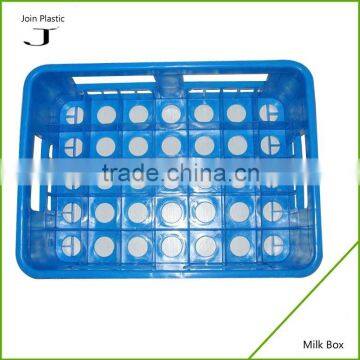 Home plastic mesh crate for beer or bottles