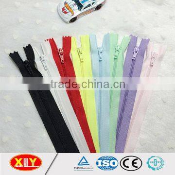 fancy OEM ykk color custom length autolock slider nylon zipper