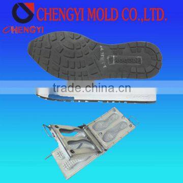 2014 new sport shoe rubber shoe sole mould made in china