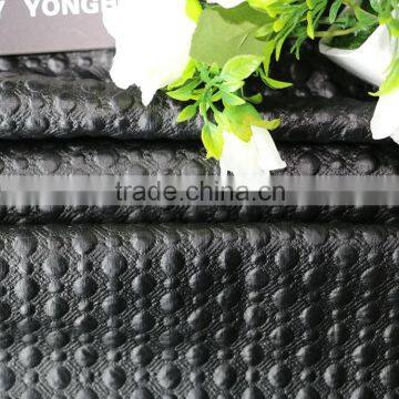 pu Foam Black Color Florl Partten Embossed Leather photo-2
