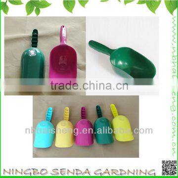 Senda Plastic toy garden shovel