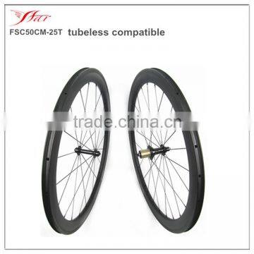 Tubeless compatible carbon rims clincher 50mm deep, OEM carbon bicycle wheels 16H-32H customized logo available